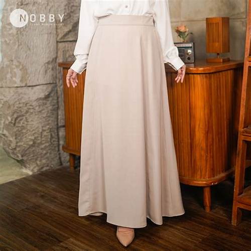 Nobby Aksara Skirt Bawahan Wanita Bahan Woolpeach Ultimate