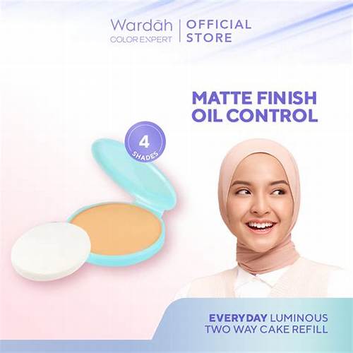 WARDAH Everyday Luminous Two Way Cake Refill 10 g - Bedak Dengan Hasil Matte Yang Halus Ringan Dengan Kandungan Vit E - Oil Control dengan Hasil Akhir Natural - Makeup - Cocok Dipakai dengan Cushion